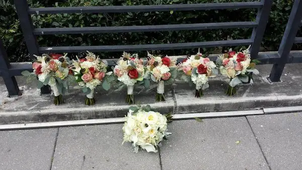 subtle fall wedding flowers by kacie cooper floral designer