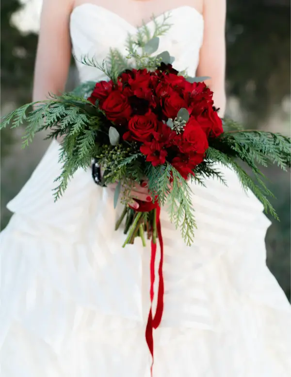 christmas wedding idea - red winter wedding bouquet