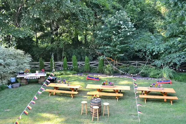 memphis engagement party - backyard biergarten