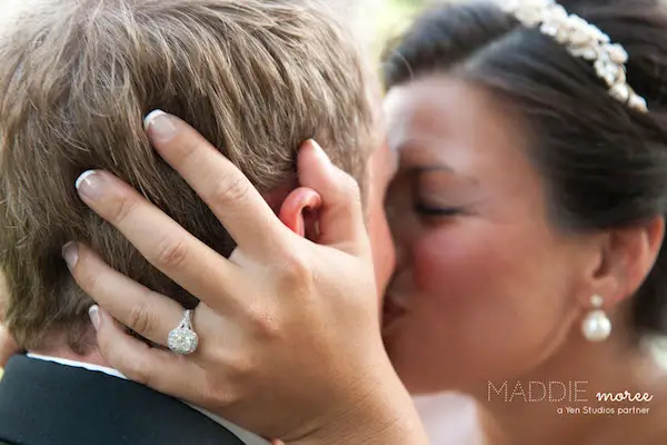 memphis wedding photographer - maddie moree - bride-groom-kiss-mississippi-wedding copy 2
