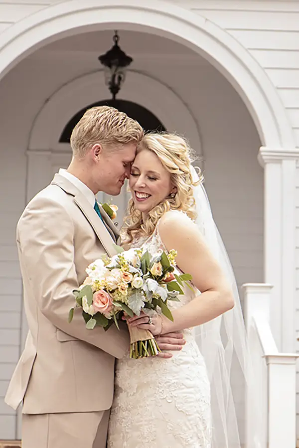 Tennessee Spring Inspired Wedding - Photo by Blush Creative Photography 19- midsouthbride.com