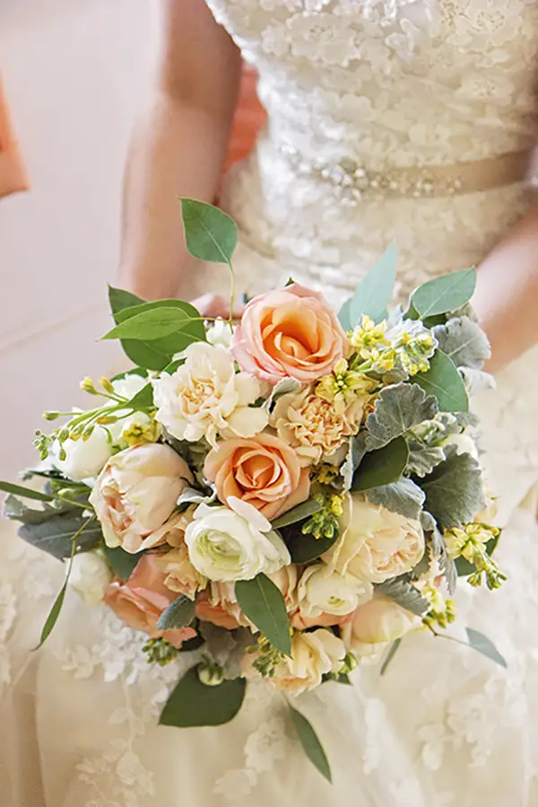 Tennessee Spring Inspired Wedding - Photo by Blush Creative Photography 23- midsouthbride.com