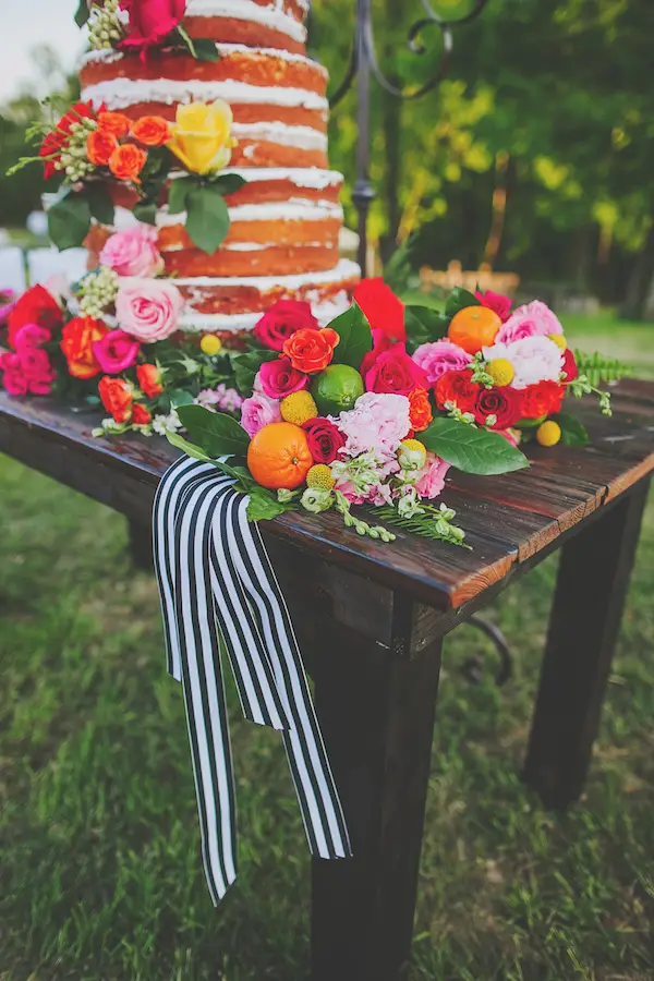 Kate Spade Inspired Jackson Tennessee Wedding 55 - photo by Teale Photography - midsouthbride.com