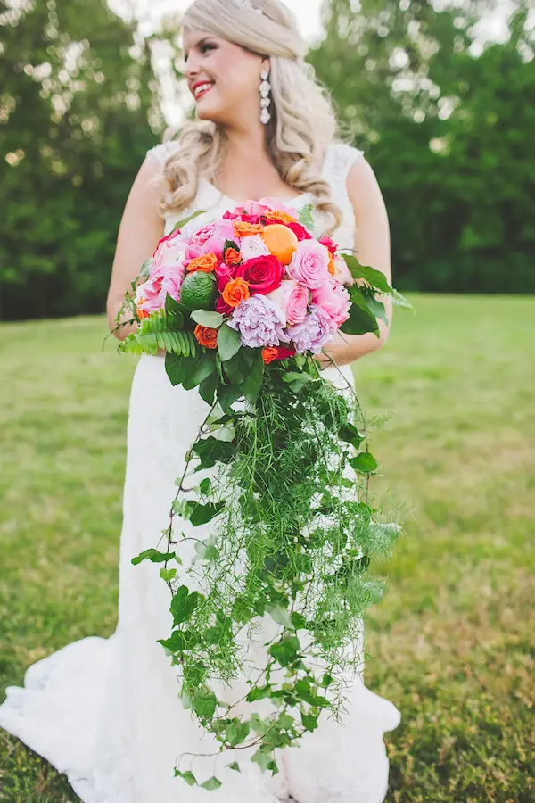Kate Spade Inspired Tennessee Wedding Megan Bridal 4 - photo by Teale Photography - midsouthbride.com
