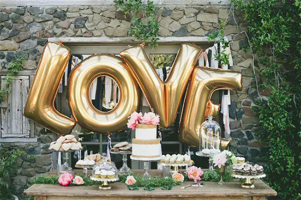 love giant letter balloons for wedding dessert table