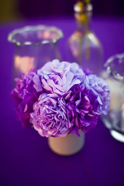 tissue paper wedding flowers table