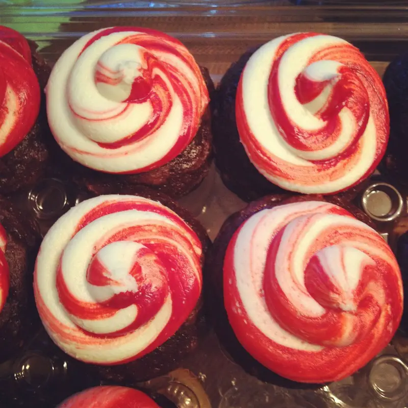red and white striped cupcakes