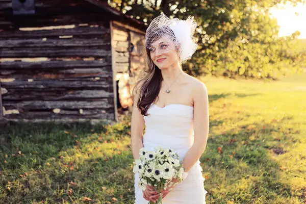 adorable birdcage veil