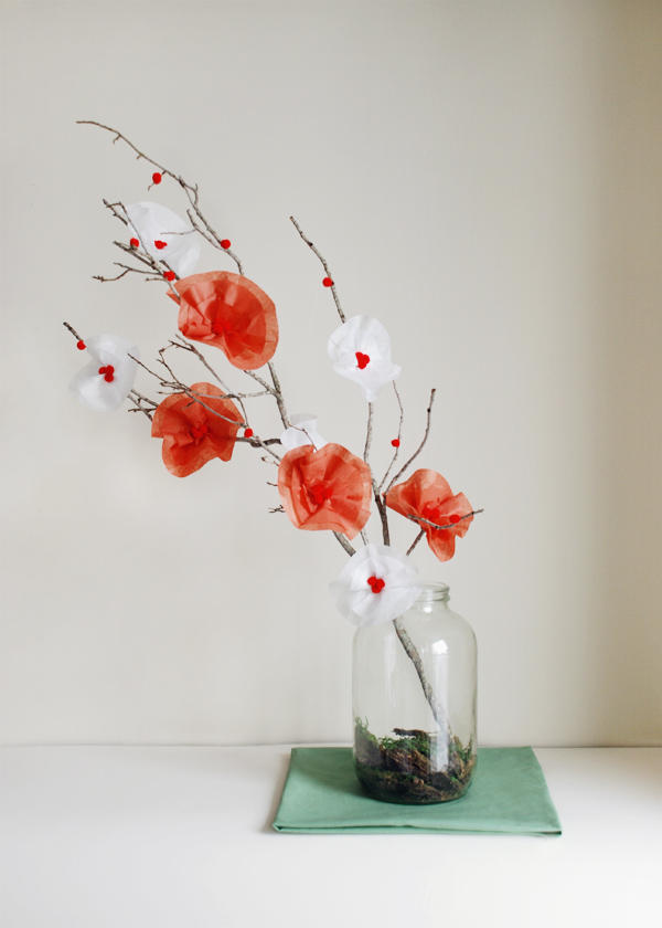 tissue-paper-flowers wedding centerpiece