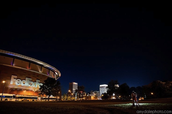 memphis engagement photo ideas - fedex forum at night