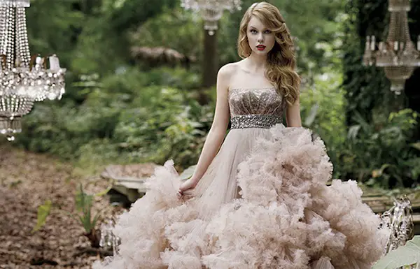 taylor swift wonderstruck wedding dress christian siriano