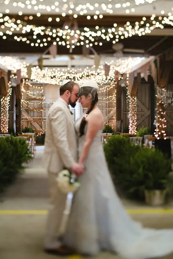 Memphis Farmer's Market wedding Photo by Kelly Ginn Photography