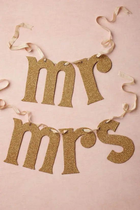 gold mr and mrs chair sign - gold wedding inspiration