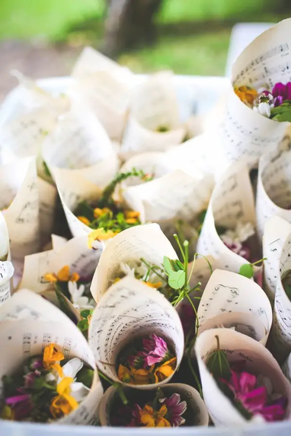 dried flower wedding cofnetti