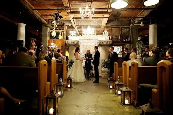 lanterns for wedding aisle - photo by Steve Koo Photography - midsouthbride.com