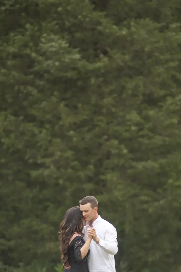 Jaqui & Jason's Elegant Country Engagement 25 - photo by Ivory Door Studio - midsouthbride.com