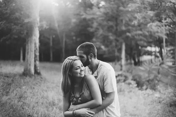 Carson and Ryan Tennessee Forest Engagment 27 - photo by Healthy Faulkner Photography - midsouthbride.com