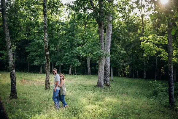 Carson and Ryan Tennessee Forest Engagment 5 - photo by Healthy Faulkner Photography - midsouthbride.com