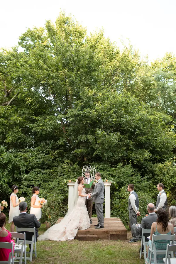 Emily & Dylan's Strawberry Farm Arkansas Wedding - photo by Photo Love - midsouthbride.com 42