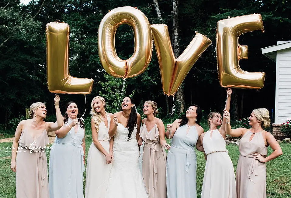 Giant Balloon Letters Memphis Wedding Fabiana & Daniel by Sara Ann Green Photography