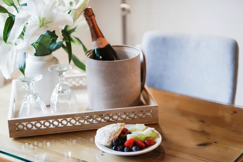 book a hotel room block - wedding guests breakfast