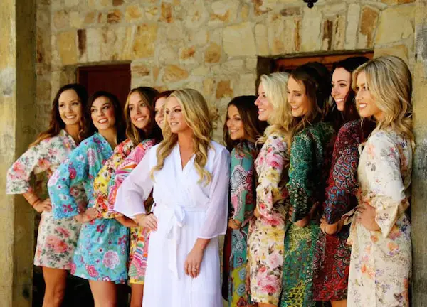 custom lined cotton bridesmaid robes via SingingSlowly