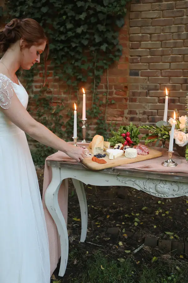 farm bridal shoot from Confete Events in Mississippi weddings 20 - midsouthbride.com