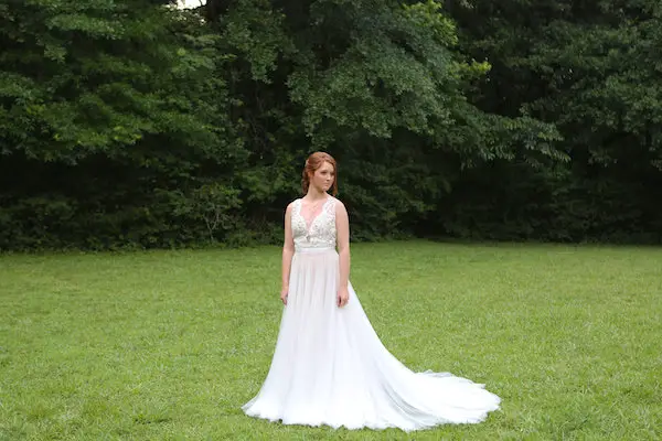 farm bridal shoot from Confete Events in Mississippi weddings 25 - midsouthbride.com