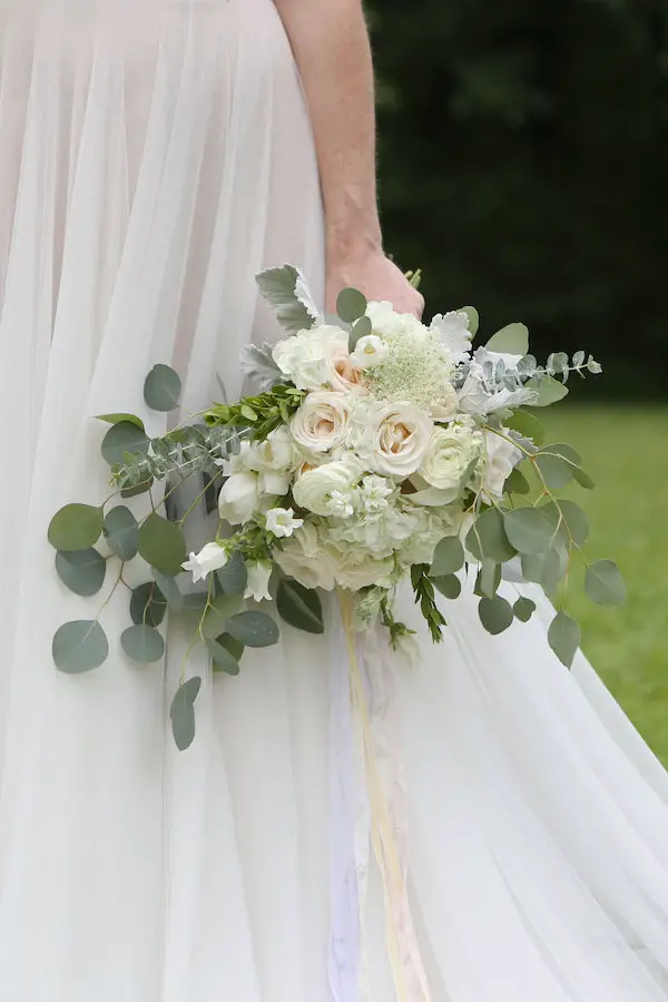 farm bridal shoot from Confete Events in Mississippi weddings 29 - midsouthbride.com