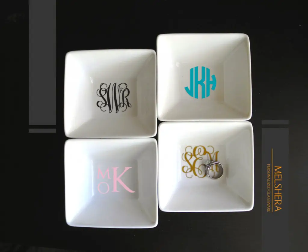 monogrammed ring holder dish by Melshera