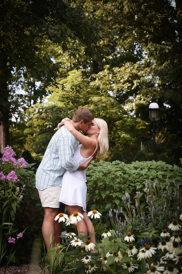 Andrew and Jennifer Memphis Engagement 18 - photo by Tindall Farmer Photography - midsouthbride.com