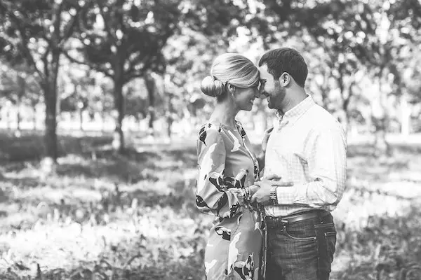 Hannah & Robert Mississippi Engagement 6 - photo by Taylor Square Photography - midsouthbride.com