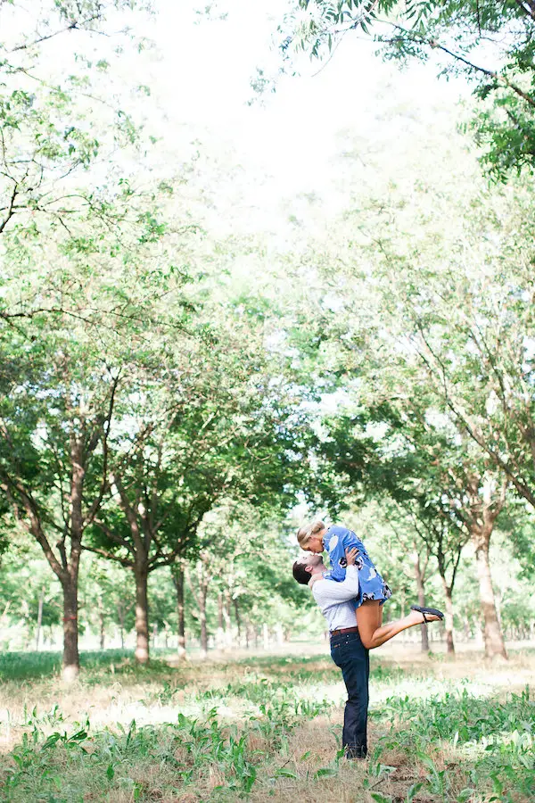 Hannah & Robert Mississippi Engagement 7 - photo by Taylor Square Photography - midsouthbride.com