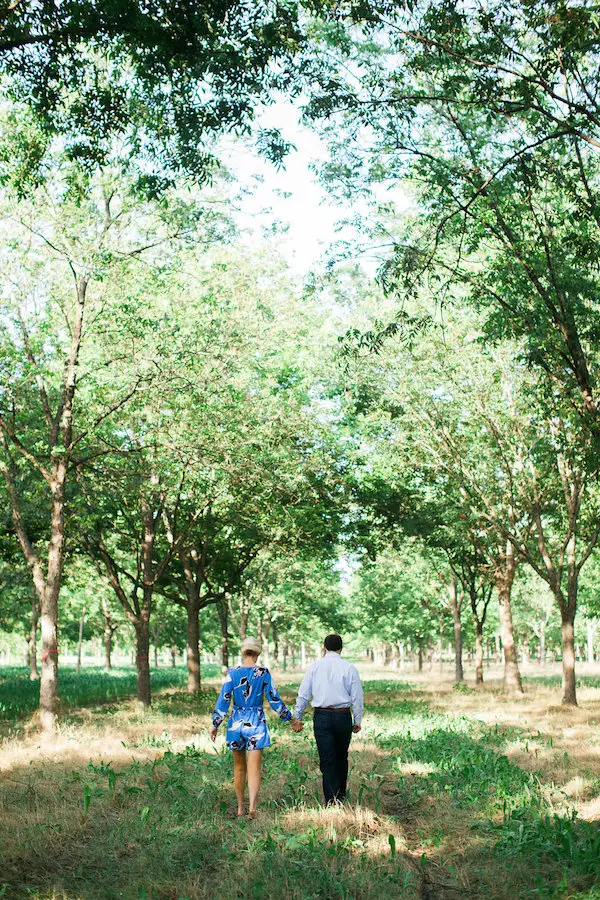 Hannah & Robert Mississippi Engagement - photo by Taylor Square Photography - midsouthbride.com