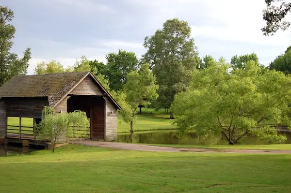 Memphis Wedding Venue - The Bridge at Chrisleigh Farm Bridge Pond