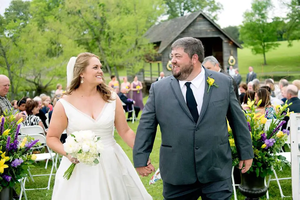 wedding day at The Bridge at Chrisleigh Farm