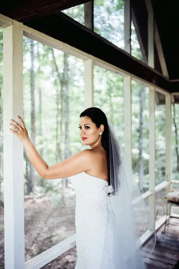 Fabiana & Daniel Memphis Mallard Croft Wedding - photo by Sara Ann Green Photography - midsouthbride.com 27