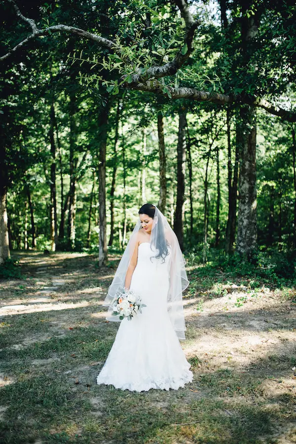 Fabiana & Daniel Memphis Mallard Croft Wedding - photo by Sara Ann Green Photography - midsouthbride.com 30