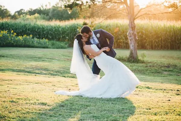 Fabiana & Daniel Memphis Mallard Croft Wedding - photo by Sara Ann Green Photography - midsouthbride.com 72