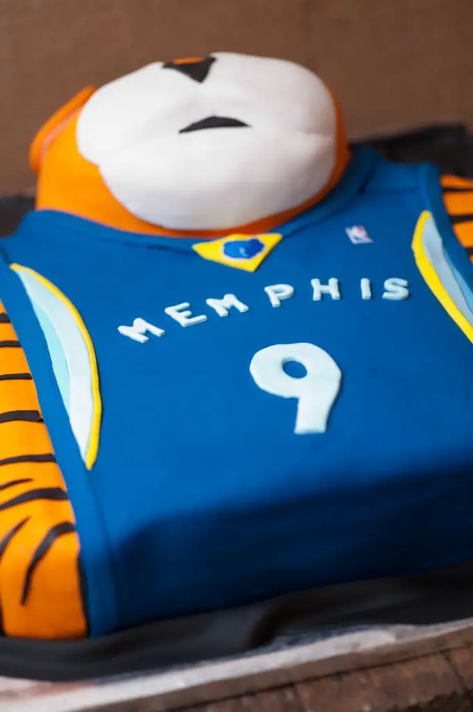 Memphis Tigers Groom's Cake | Melissa Sweazy | Oh My Ganache