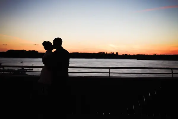 Courtney & Myron Downtown Memphis Engagement - Andrea King Photography - midsouthbride.com 26