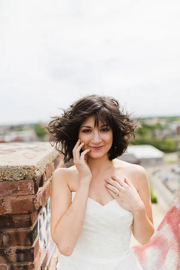 Downtown Memphis Photo Session Sarah Bridal Portraits in Memphis photos by Elizabeth Hoard Photography (10 of 15)