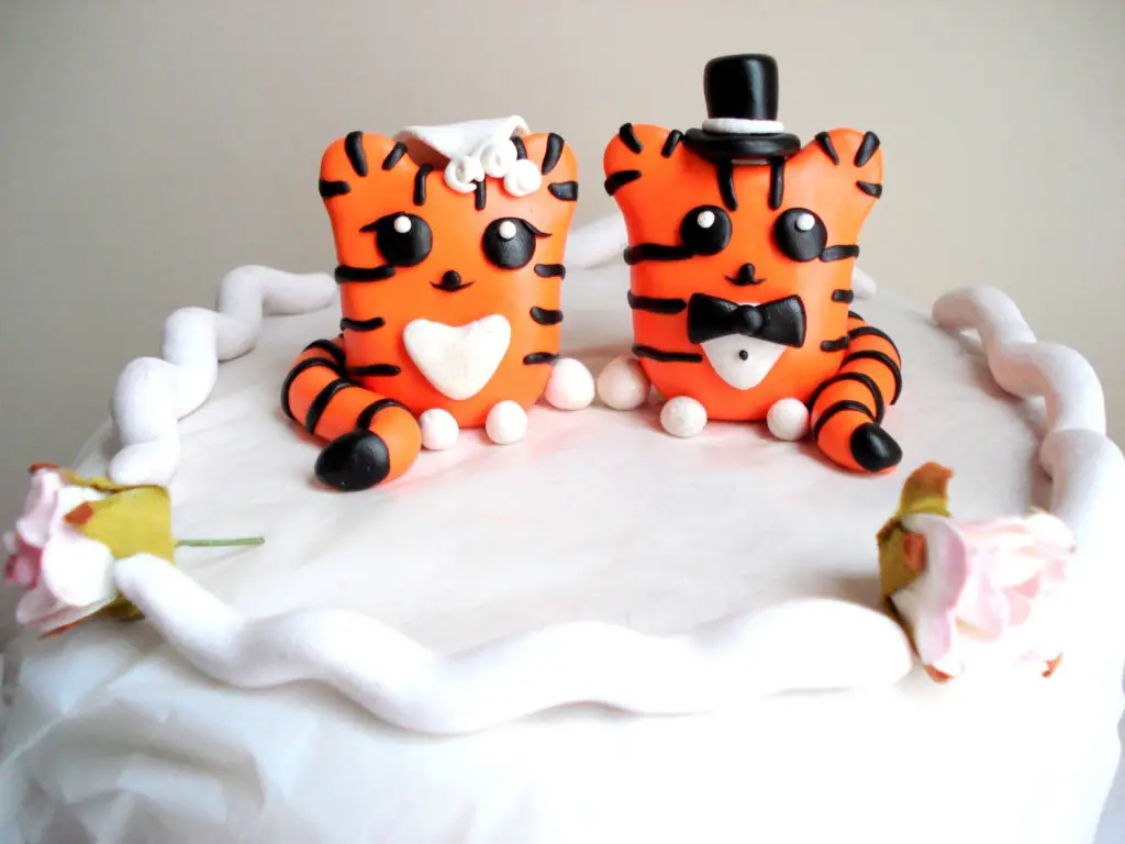 Tiger Wedding Cake Topper Tigers Bride and Groom Cake Toppe