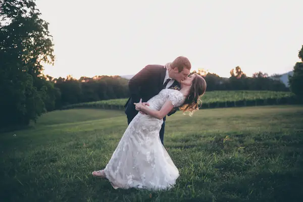 Emily & Joe Romantic Vineyard Tennessee Wedding - Heather Faulkner Photography - midsouthbride.com 45