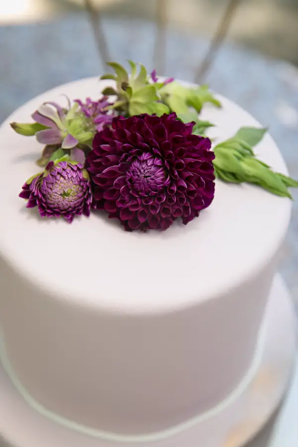 Lovely in Lilac Wedding Inspiration - photo by Tracy Autem & Lightly Photography - midsouthbride.com 21