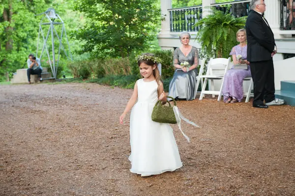 Mary Claire & Will's Southern Plantation Mississippi Wedding - photo by Adam & Alli Photography - midsouthbride.com 28