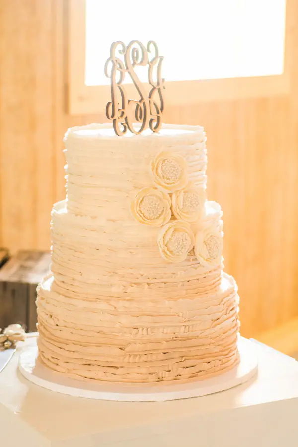 Brittany & JD's Rustic Tennessee Farm Wedding - photo by Ivory Door Studios - midsouthbride.com 25