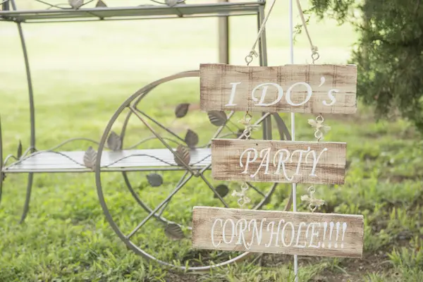 Brittany & JD's Rustic Tennessee Farm Wedding - photo by Ivory Door Studios - midsouthbride.com 42