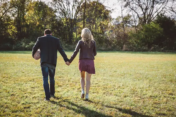 Darby & Garrett's Hot Air Balloon Engagement Session - photo by SheHeWe Photography - midsouthbride.com 1