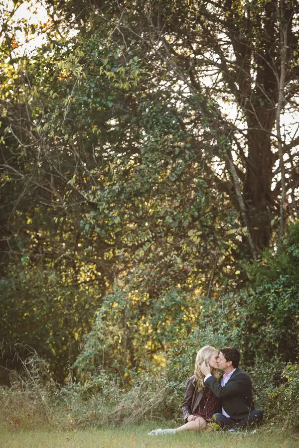 Darby & Garrett's Hot Air Balloon Engagement Session - photo by SheHeWe Photography - midsouthbride.com 15